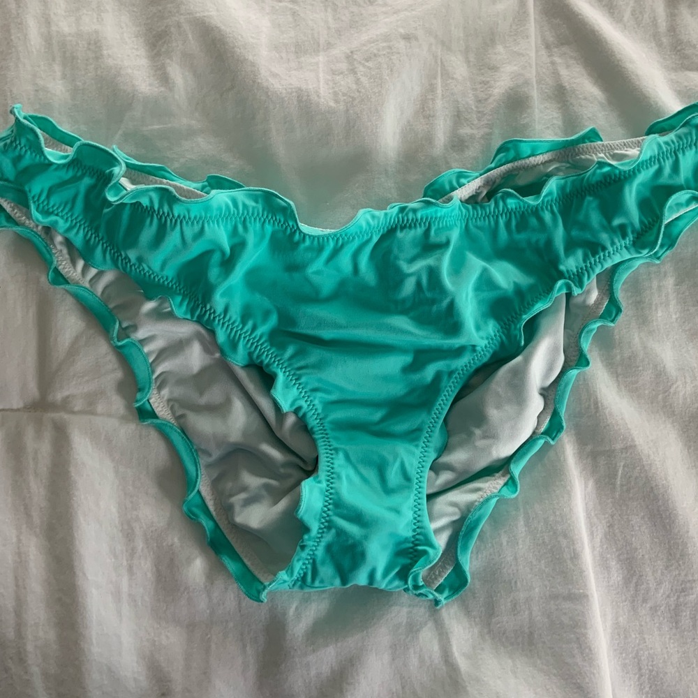 Victoria’s Secret Cheeky Bikini Bottoms!
